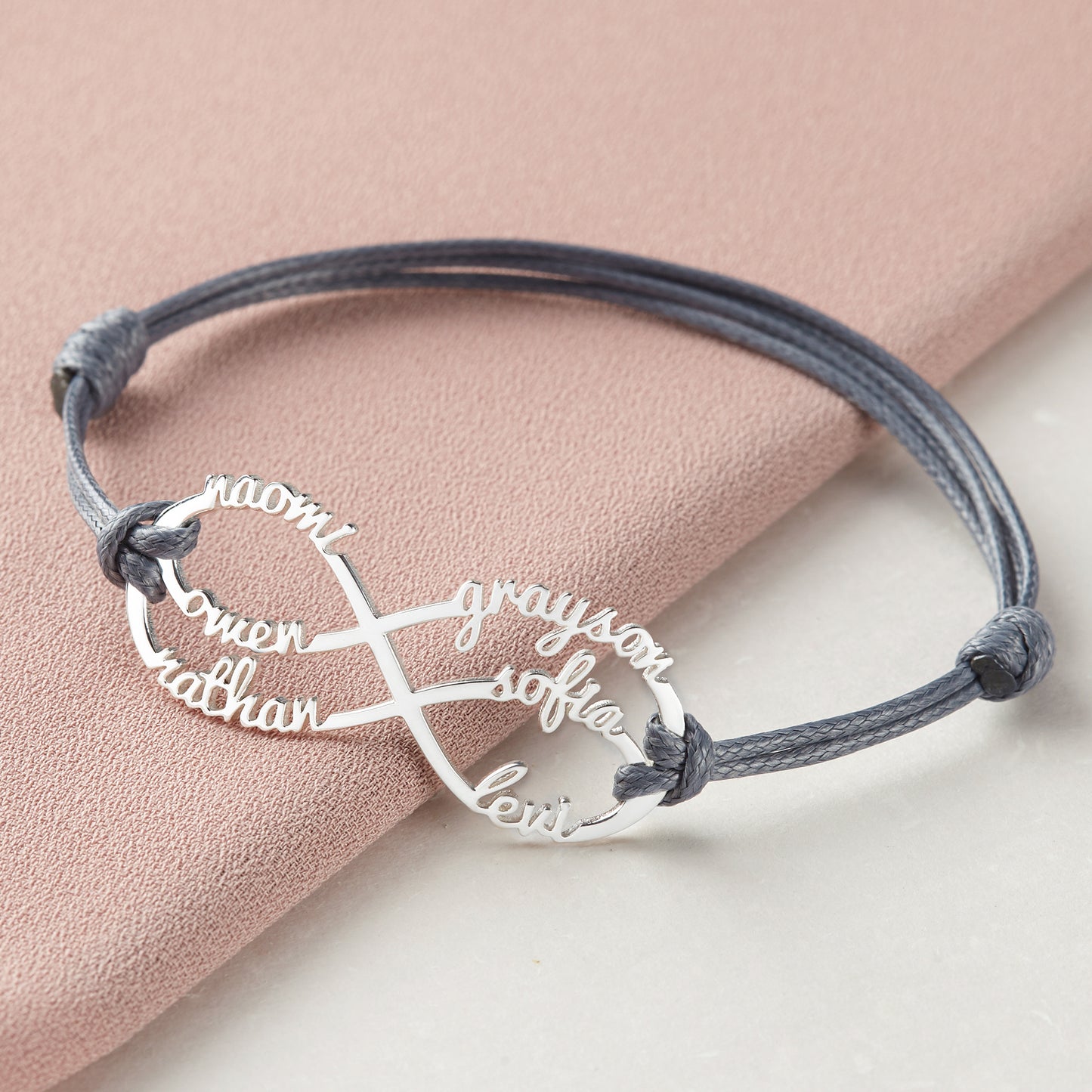 Ma-armband met kinders se name, Infinity-armband met name, ma-juweliersware